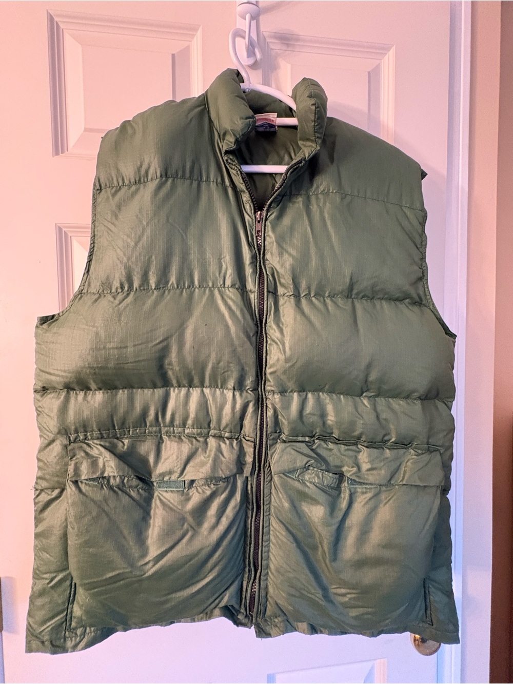 Men's Olive Green Quilted Puffer Vest